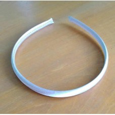 Tiara 10 mm em acrilico Prata encapada uma unidade