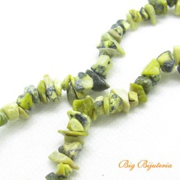 Cascalho de pedra jaspe verde e amarelo 1 Fio aprox. 230 unidades