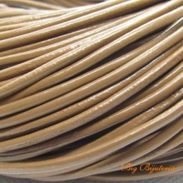 Fio de couro natural chocolate 2.5 mm 1 metro