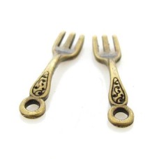 Pingente Ouro Velho 21x05x02 mm Garfo 3  unidades