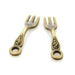 Pingente Ouro Velho 21x05x02 mm Garfo 3  unidades